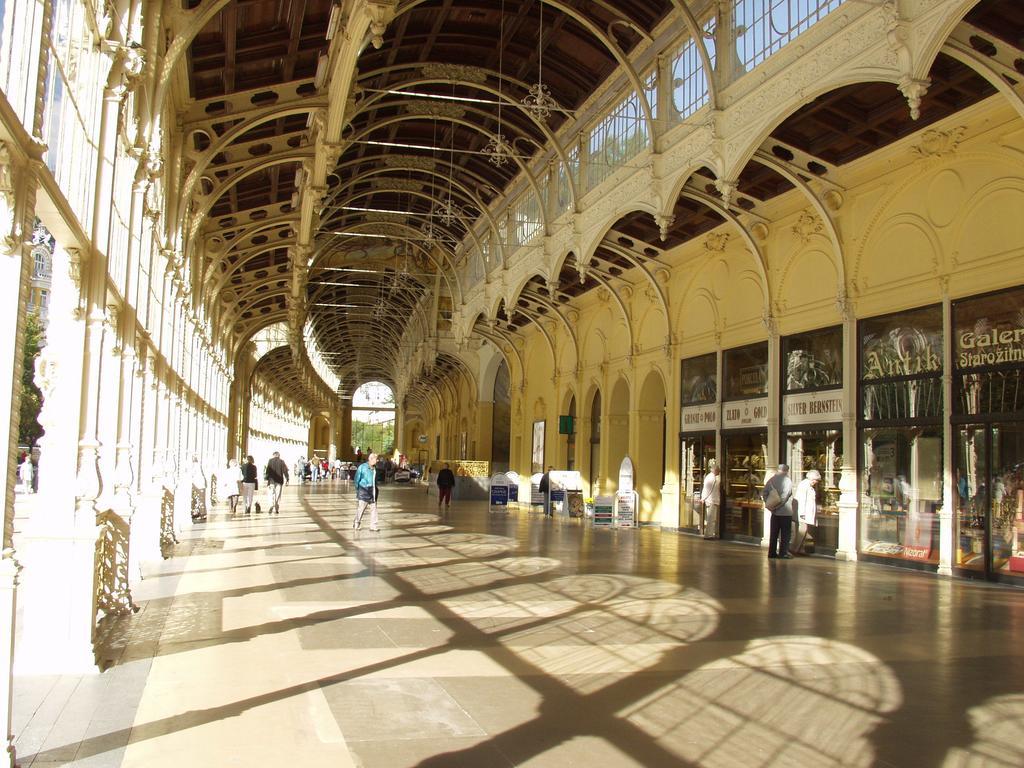 Apartma La Provence マリアーンスケー・ラーズニェ エクステリア 写真