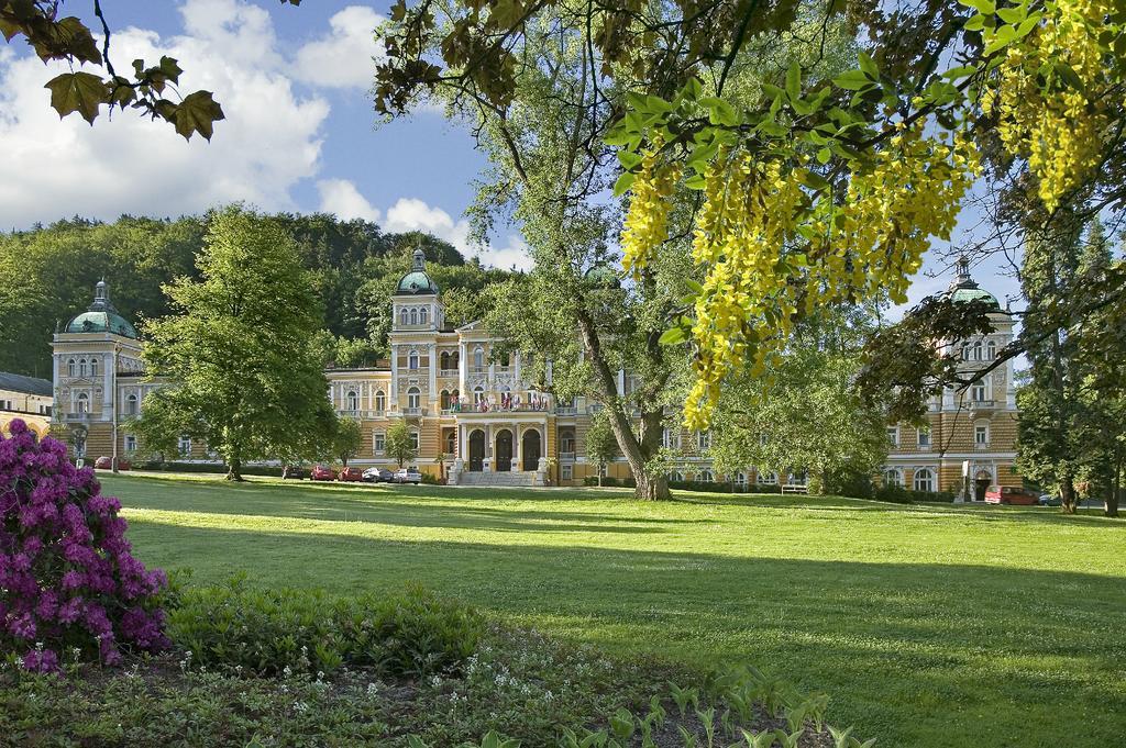 Apartma La Provence マリアーンスケー・ラーズニェ エクステリア 写真