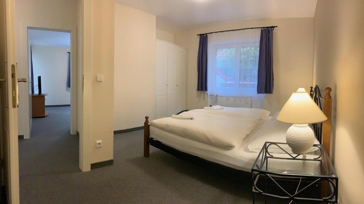 Apartma La Provence マリアーンスケー・ラーズニェ エクステリア 写真